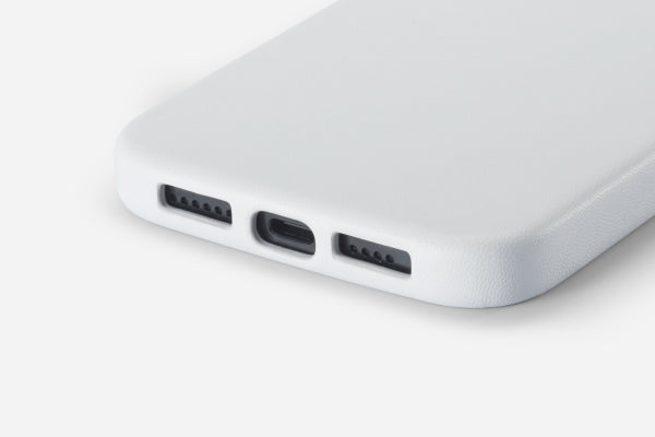 iPhone 16シリーズ対応 MOVAS™レザーケース（ストラップ版